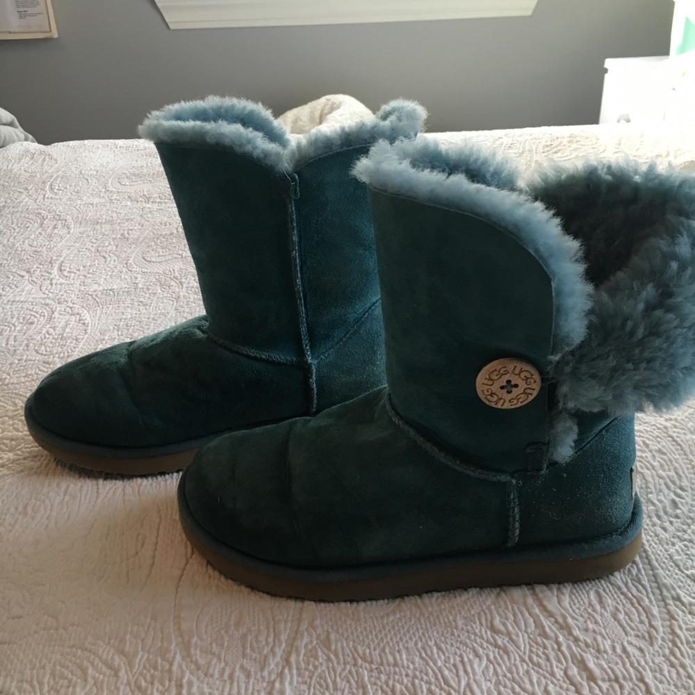 Blue Bailey Button UGGS